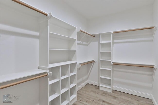 Building Photo - 208 Moon Beam Path