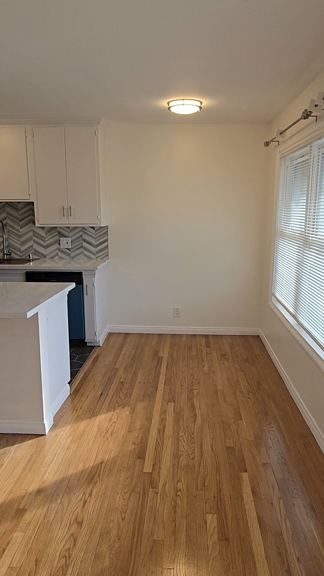 Building Photo - 2075 E Appleton St