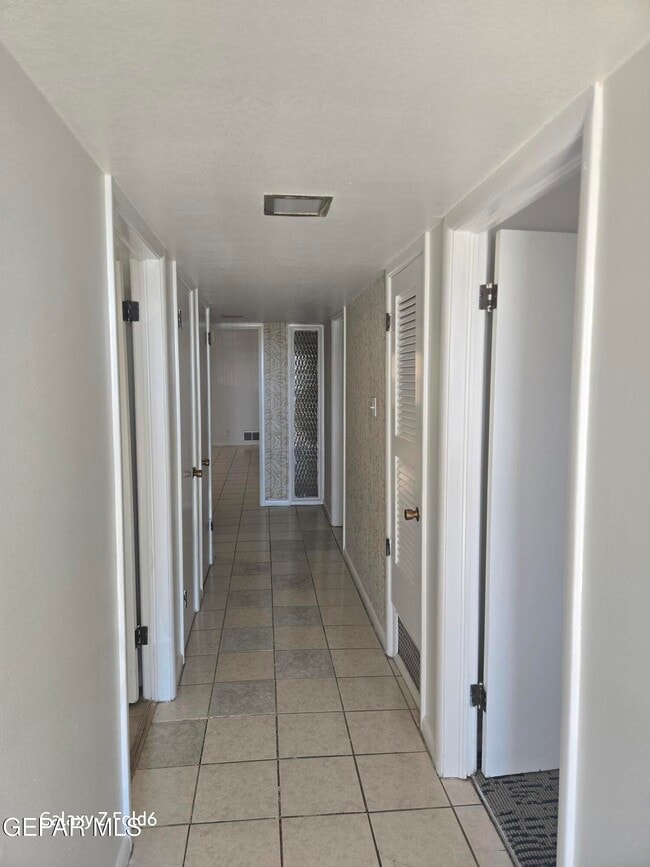 Building Photo - 2701 Nations Ave