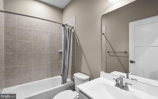 Building Photo - 100 Bethlehem Pl