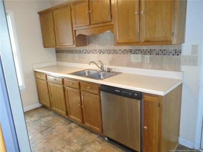 Building Photo - 6334 Greycliff Dr