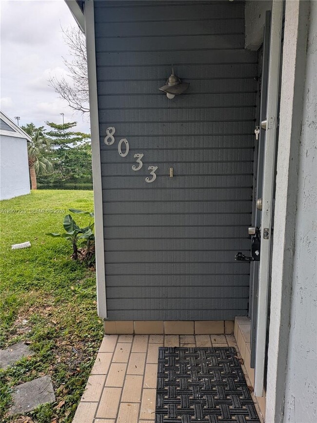 Building Photo - 8033 NW 41 Ct