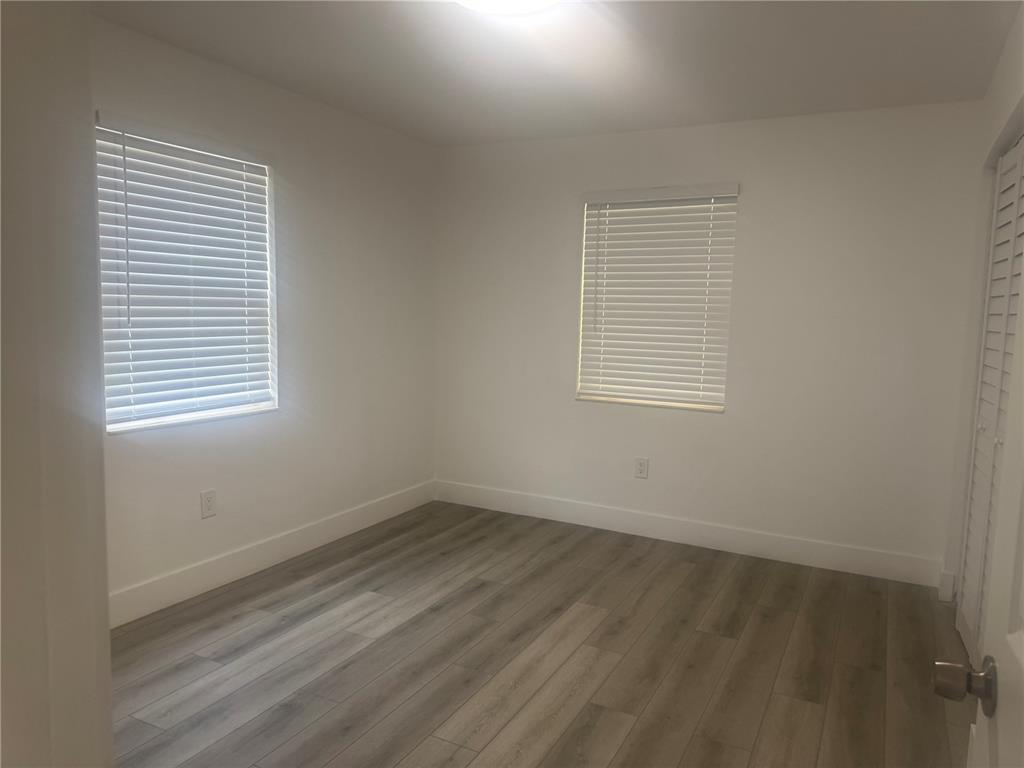 Building Photo - 1657 SW 44th Ave