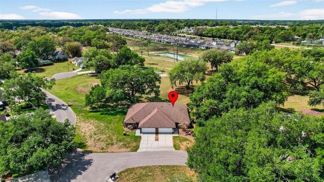 Building Photo - 6535 Brentwood Dr.