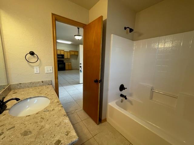Building Photo - 804 Beechwood Way