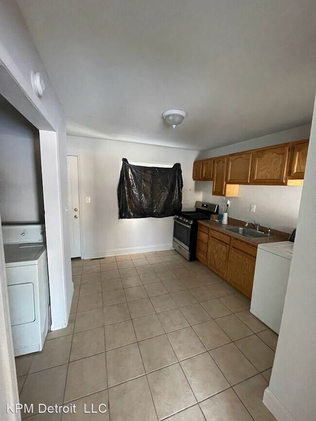 Building Photo - 2 br, 1 bath House - 26063 Dartmouth