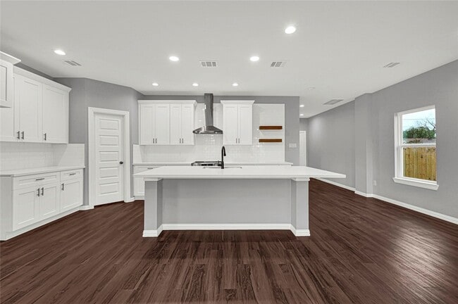 Building Photo - 8029 Ritz St
