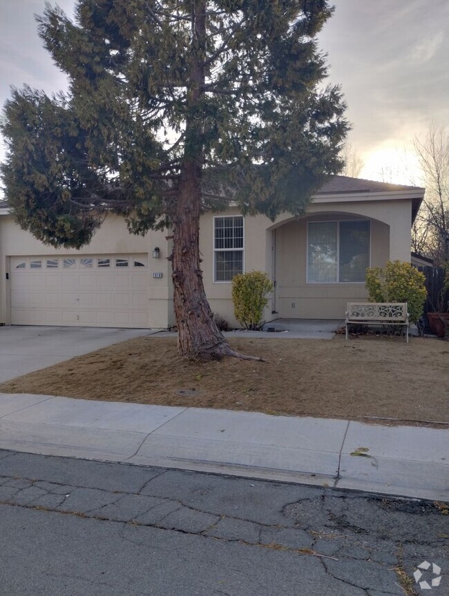 Building Photo - Great Northridge Family Home