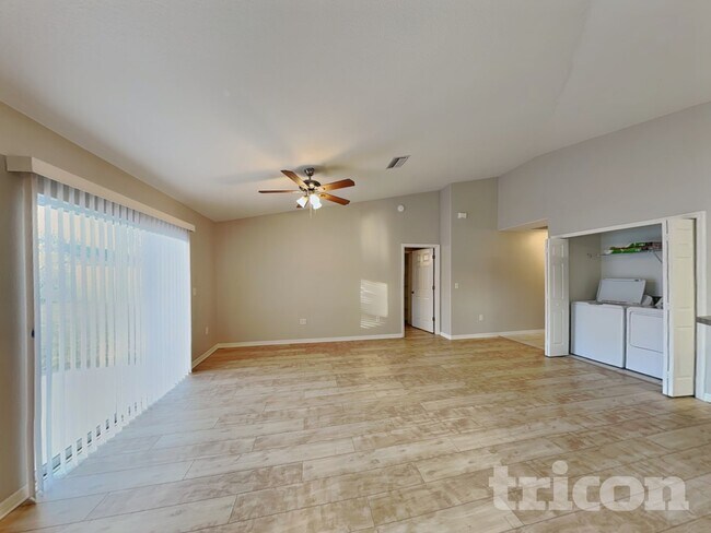 Building Photo - 2707 95th St E