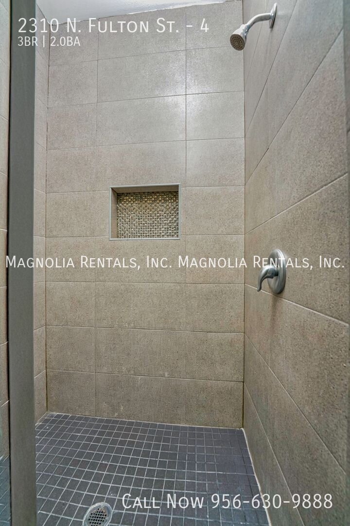 Building Photo - 2310 N Fulton St