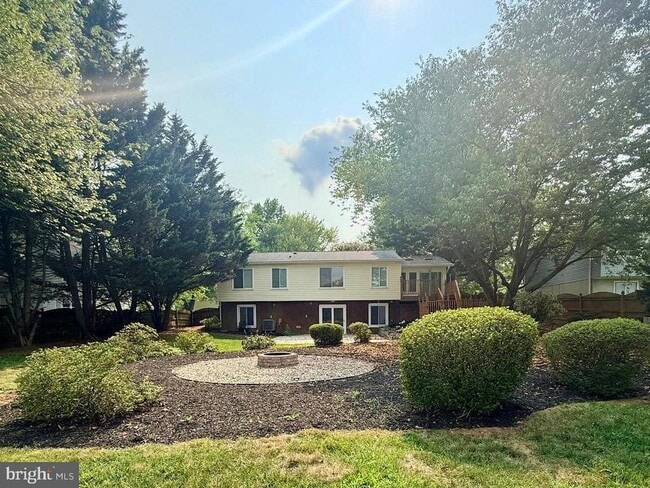 Building Photo - 8487 Inspiration Ave