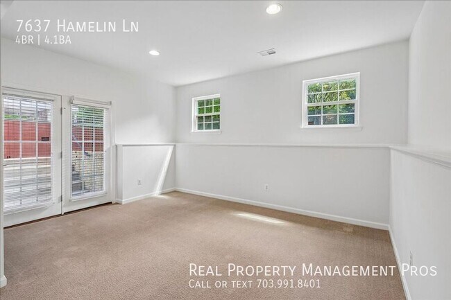 Building Photo - 7637 Hamelin Ln