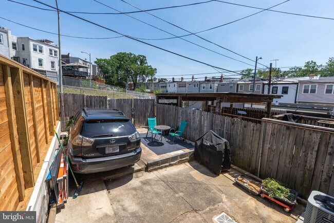 Building Photo - 1272 Owen Pl NE