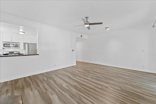 Building Photo - 4741 Radford Ave