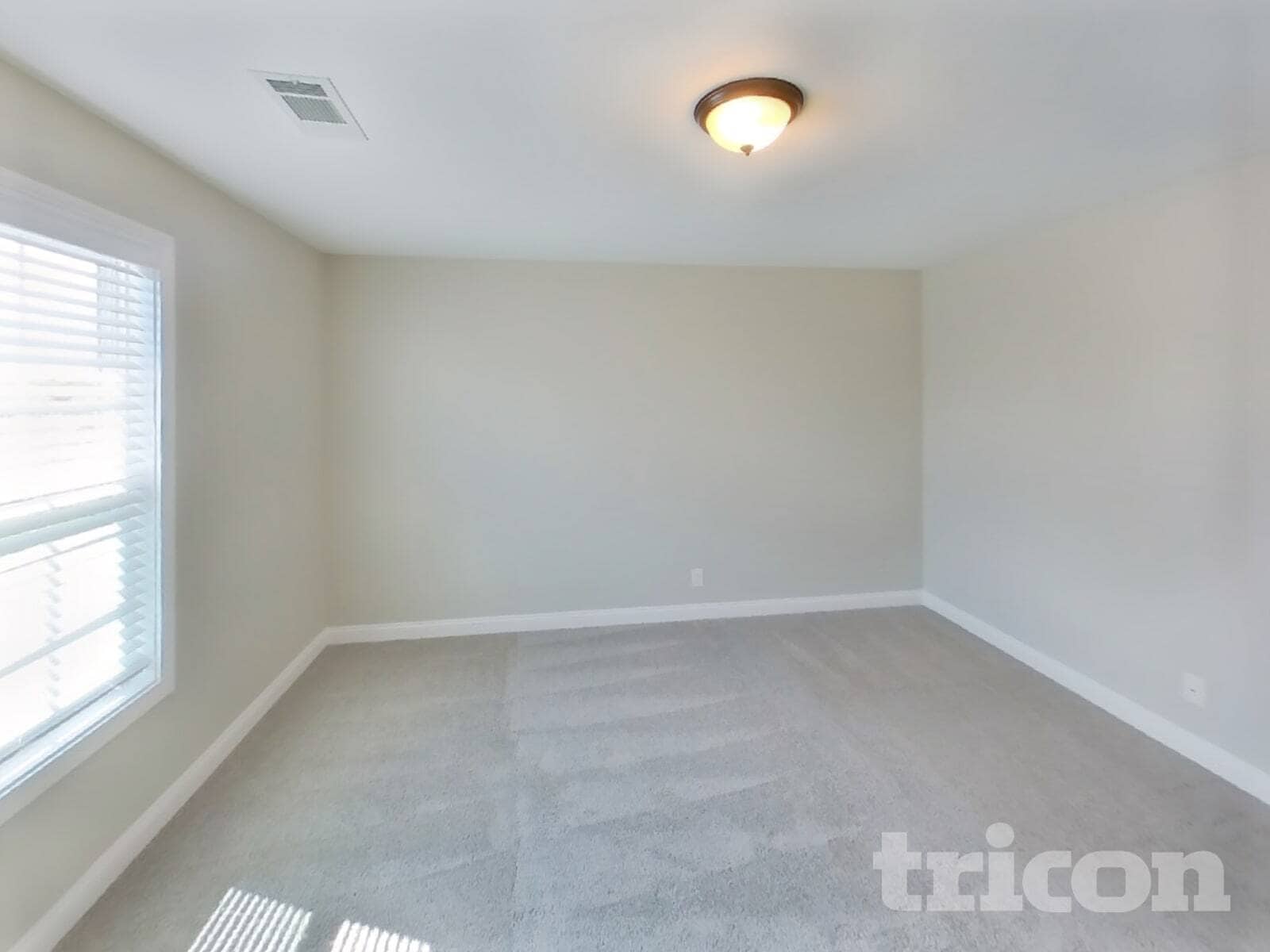 Building Photo - 317 Abeline Dr