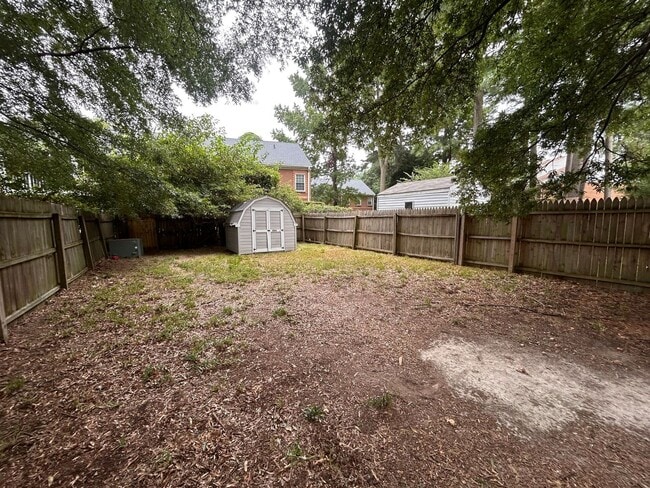 Building Photo - 3225 Rosegate Ct