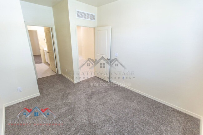 Building Photo - 5771 E Thetis Dr