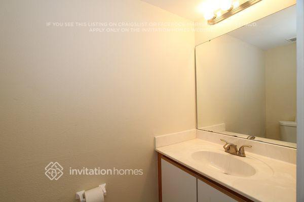 Building Photo - 3223 Scenic Woods Dr