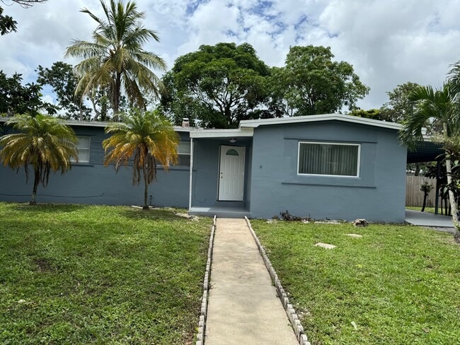 Primary Photo - 6884 NW 14th St