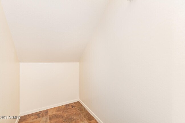 Building Photo - 11932 W El Cortez Pl