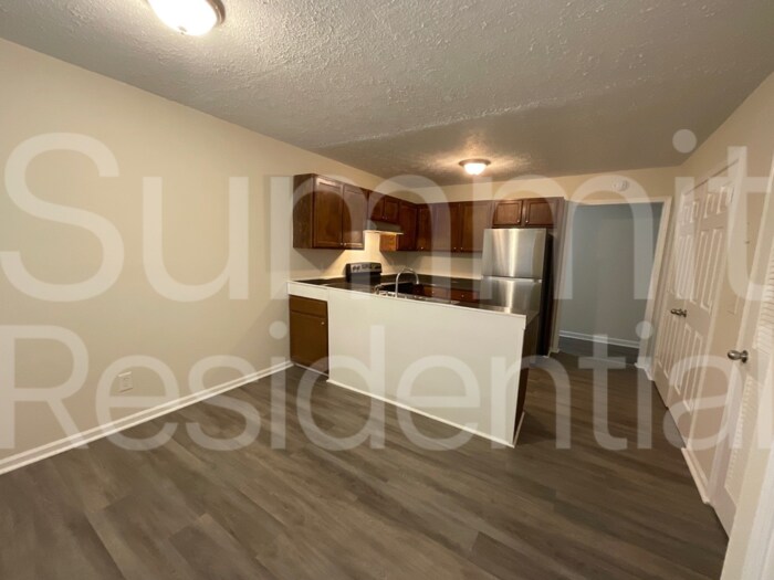 Building Photo - 2784 Coventry Green SE