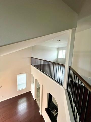 Building Photo - 1704 Willow Vista