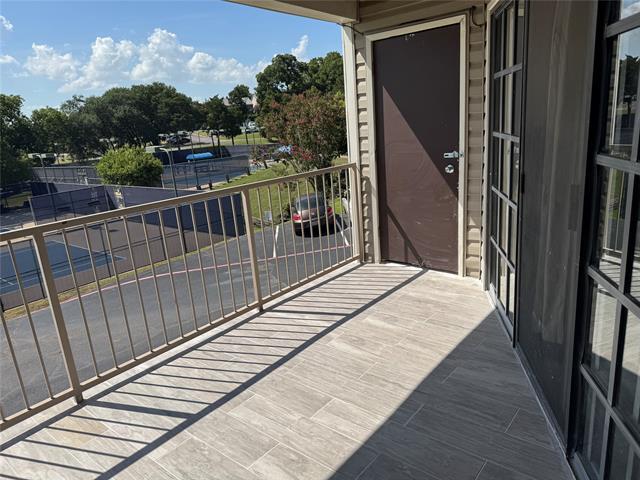 Building Photo - 426 Yacht Club Dr