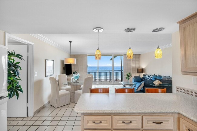 Building Photo - 3951 N Ocean Blvd