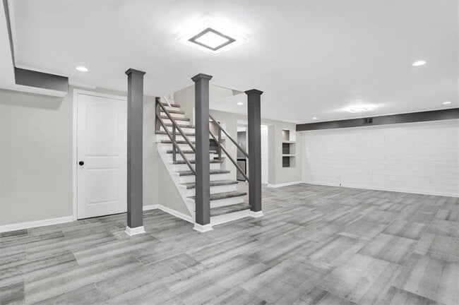 Building Photo - 2248 Farley Ct