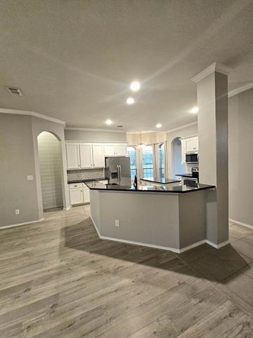 Building Photo - 312 Portland Ct