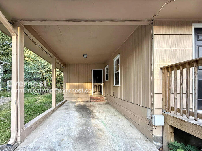 Building Photo - 1309 5th Pl NW