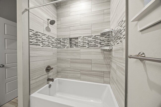 Building Photo - 2043 S Florida Way