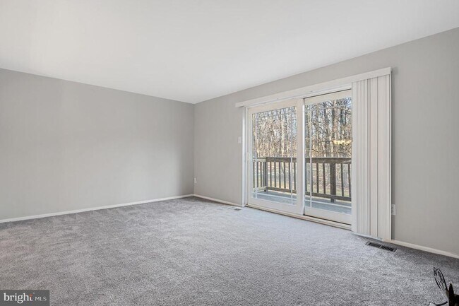 Building Photo - 10661 High Beam Ct