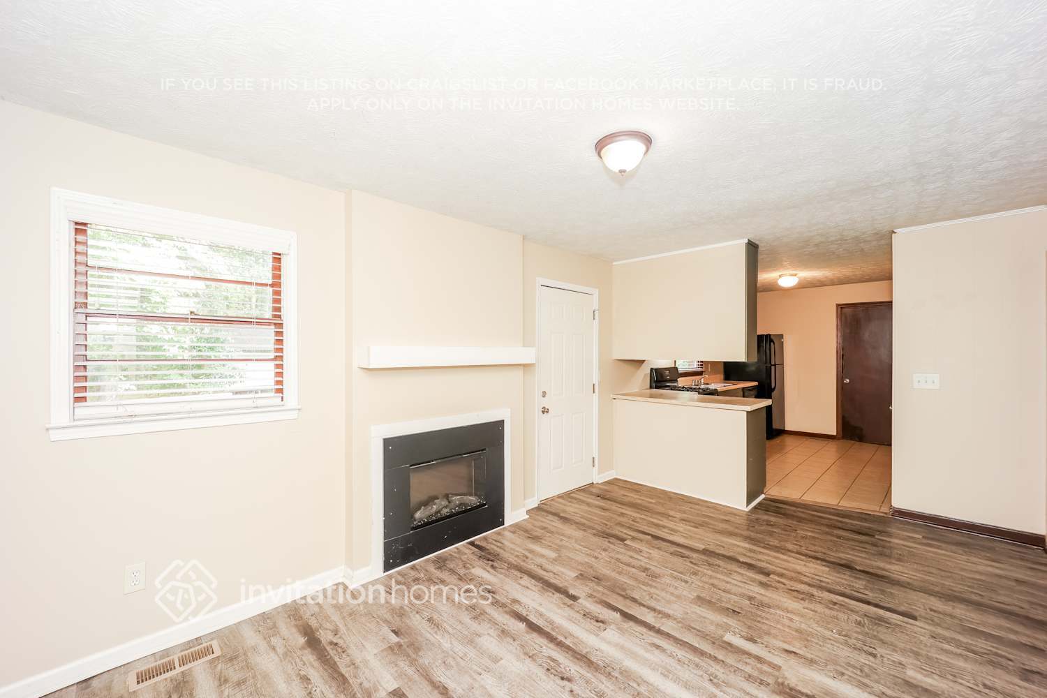 Building Photo - 7290 Hollyhock Dr