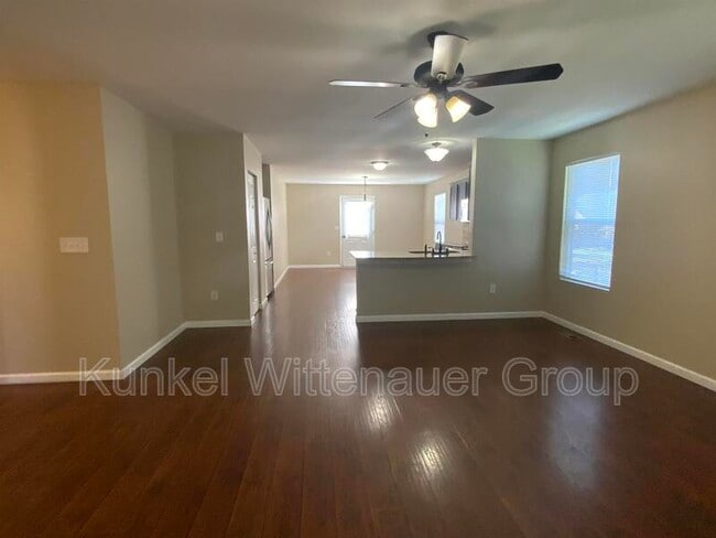 Building Photo - 108 Meadowcrest Dr