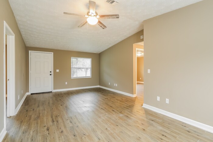 Building Photo - 8567 Canton Dr