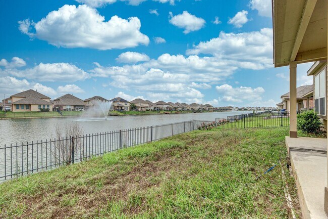 Building Photo - 24922 Scarlatti Cantata Dr