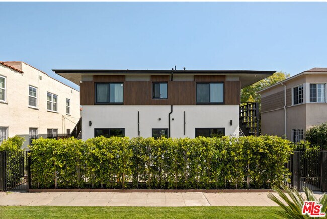 Building Photo - 1444 S Crescent Heights Blvd