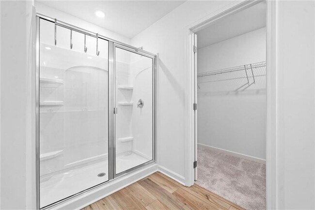 Building Photo - 788 Evergreen Rd