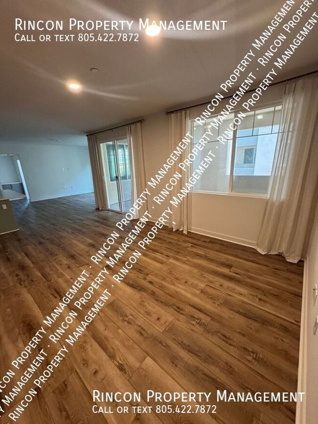 Building Photo - $500 off the First Months Rent! Modern 2-B...