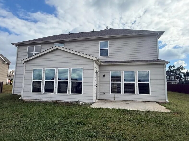 Building Photo - 212 Himalaya Way