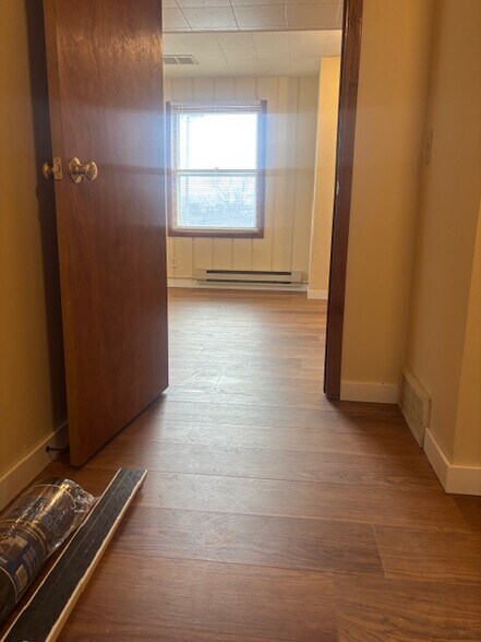 Building Photo - 6396 Nesbitt Rd