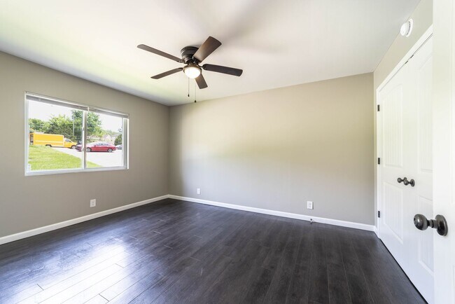 Building Photo - The Sycamore – 1-Bdrm