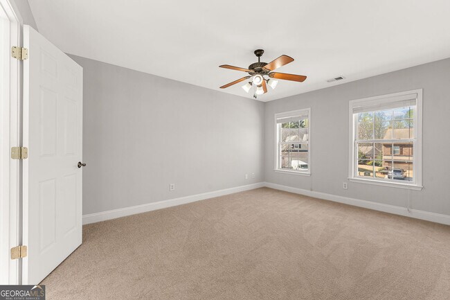 Building Photo - 3329 Rosecliff Trace NE