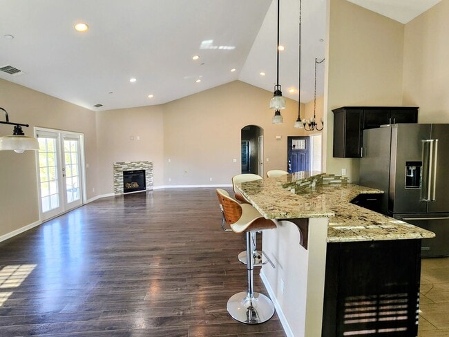 Building Photo - 58064 Bonanza Dr