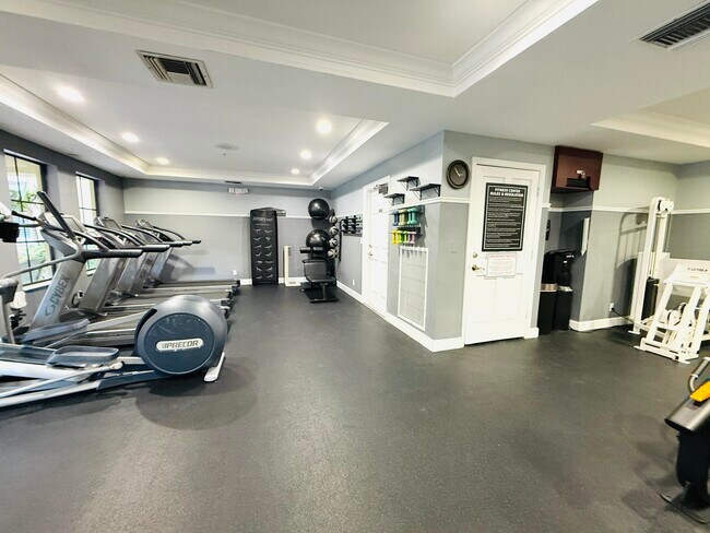 Building Photo - 651 Okeechobee Blvd