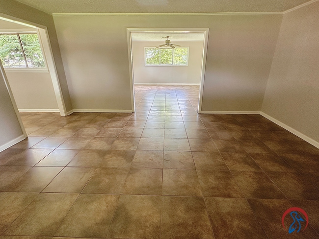 Building Photo - Garden District 3 bed 2 bath Home | Pelica...