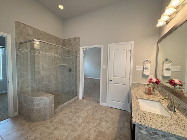 Building Photo - 9611 Knights Station Dr