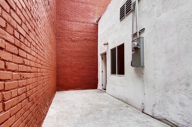 Building Photo - 24th Street Lofts