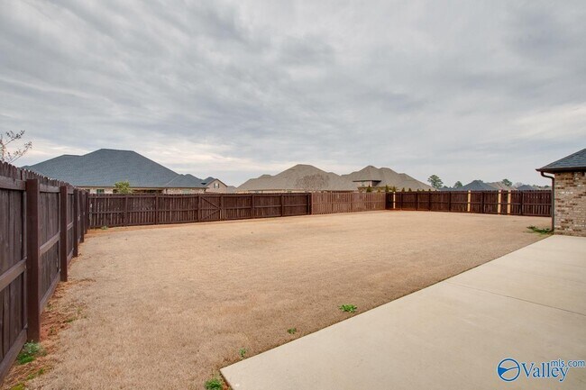 Building Photo - 13697 Callaway Dr